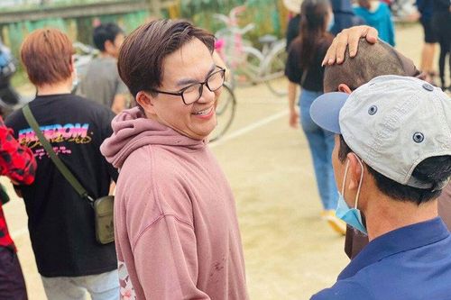 Sau nghệ sĩ Việt Hương, MC Đại Nghĩa thông báo ngưng tiếp tế lương thực vì lý do này