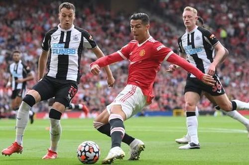 Ronaldo ghi cú đúp trong ngày trở lại giúp Man.United đè bẹp Newcastle 4-1