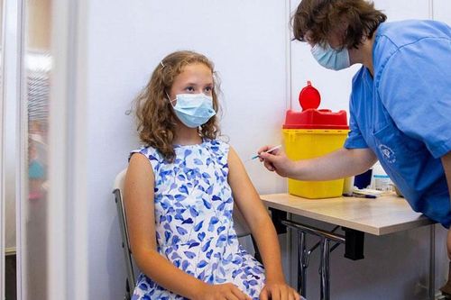 Các quốc gia triển khai tiêm vắc xin phòng Covid-19 cho trẻ em: Hướng đến mở cửa trở lại trường học