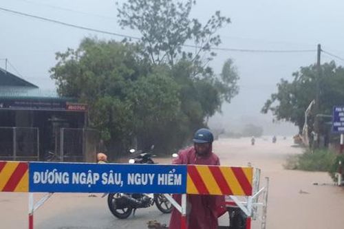 37 người ở Thừa Thiên Huế đi rừng mất liên lạc