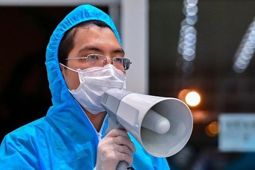Tìm người liên quan ổ dịch tại KTX A Đại học Cần Thơ
