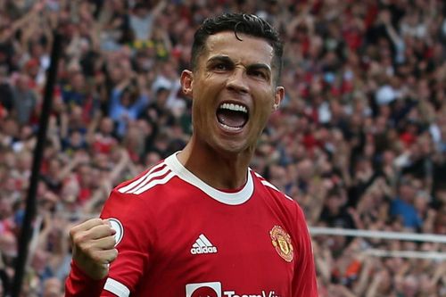 Ronaldo chưa giải quyết được vấn đề của Man United