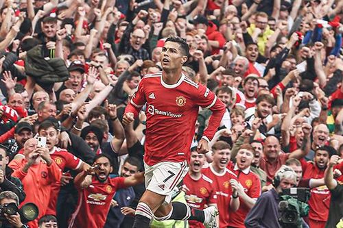 Quan điểm: MU đừng là con tin của Ronaldo
