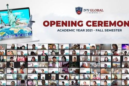 Học sinh Việt Nam và quốc tế tham gia lễ khai giảng trường quốc tế Mỹ trực tuyến