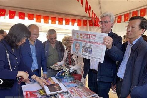 Báo Nhân Dân khẳng định vị thế tại Hội báo Nhân đạo Pháp 2021