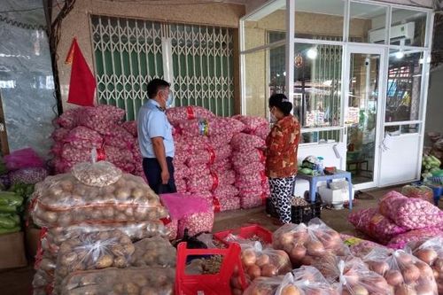 Phát hiện 4,2 tấn tỏi Trung Quốc vi phạm nhãn mác tại Tiền Giang