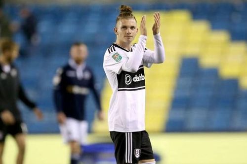 Harvey Elliott, sao trẻ dính chấn thương kinh hoàng trong trận Leeds với Liverpool là ai?