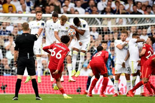 Salah - Mane 'nổ súng', Liverpool đeo bám Chelsea và Man United