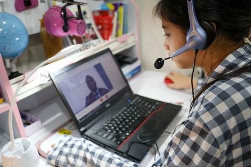 Hơn 6.000 tỷ đồng để triển khai chương trình 'Sóng và máy tính cho em'