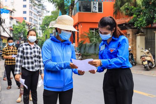 Thanh niên Thủ đô xung kích trong dịp cao điểm bóc tách F0