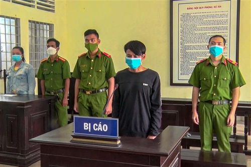 Cần Thơ: Phạt tù đối tượng tấn công thành viên chốt kiểm soát dịch
