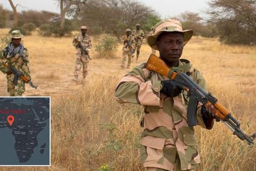 Hơn 260 tù nhân tẩu thoát khi những kẻ cướp phá hàng rào nhà tù ở Nigeria
