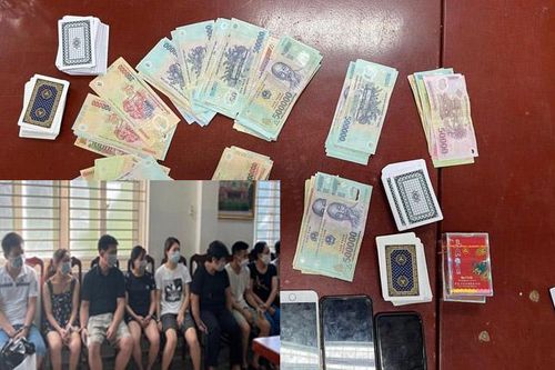 Bắt quả tang 13 đối tượng không đeo khẩu trang tụ tập đánh bạc