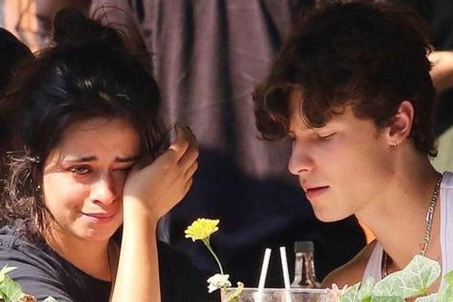 Nếu crush của bạn đang giận dỗi, hãy học Shawn Mendes bí kíp dỗ dành bất bại này