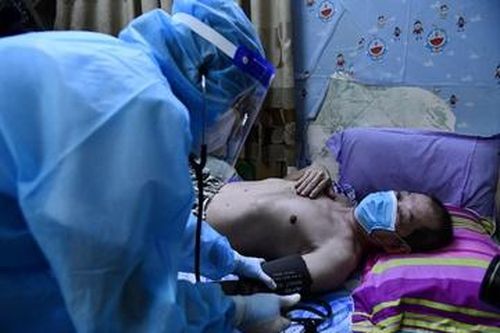 TP.HCM mua thêm 200.000 túi thuốc cho F0 cách ly tại nhà