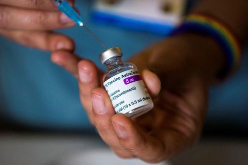 Singapore nghiên cứu dùng vaccine không phải mRNA để tiêm mũi thứ 3