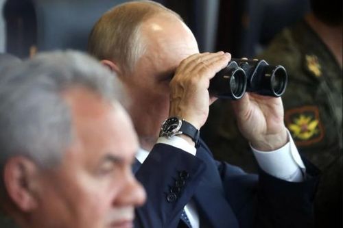 Ông Putin đích thân giám sát cuộc tập trận khiến NATO 'nóng mắt'