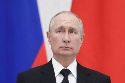 Tổng thống Nga Putin phải tự cách ly do tiếp xúc với người nhiễm Covid-19