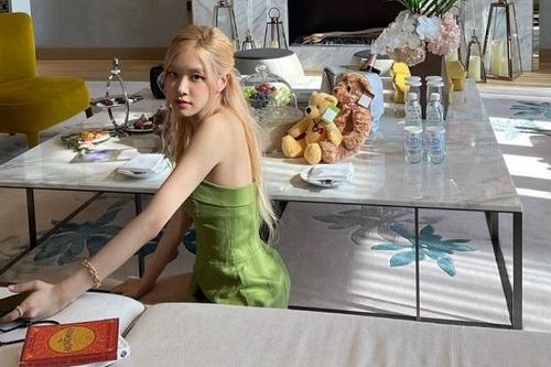 Choáng váng với giá khách sạn Rose Blackpink ở vào kỳ nghỉ