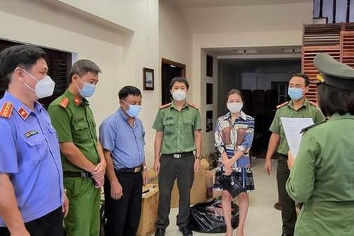 Bắt nữ giám đốc trong đường dây hơn 300 người Hàn Quốc nhập cảnh trái phép