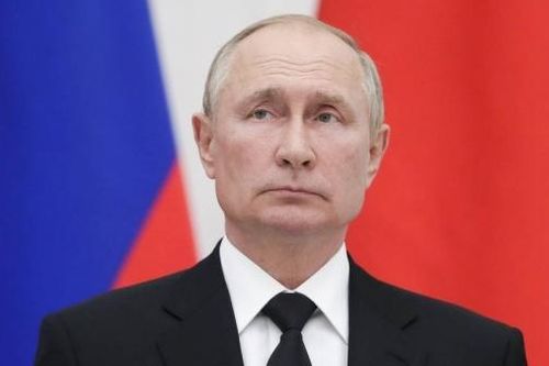 Tổng thống Nga Vladimir Putin phải tự cách ly