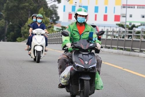 TP. HCM sẽ cho phép shipper chạy liên quận từ ngày 16/9
