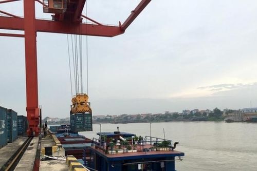 Hà Nội: Bảo đảm vận tải đường thủy nội địa thông suốt, an toàn