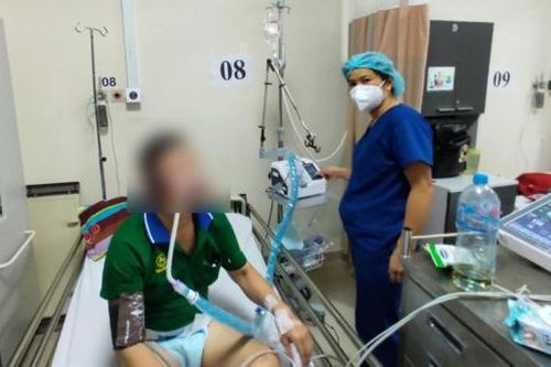 Bị lây chéo nhiễm COVID-19 nữ điều dưỡng vẫn xin ở lại tiếp tục công việc