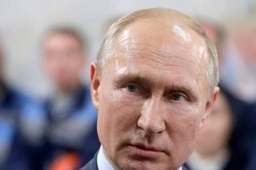 Nhiều nhân viên cấp dưới mắc COVID-19, Tổng thống Nga Putin cân nhắc tự cách ly