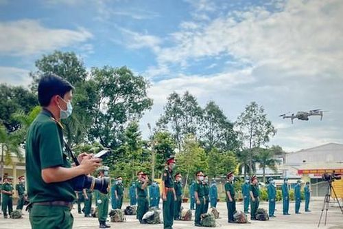 Kiên Giang dùng flycam để quản lý chặt người dân trong khu cách ly