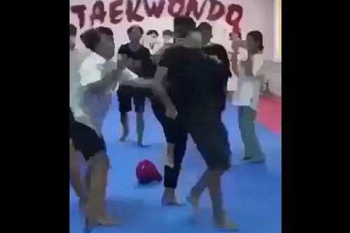 Nhiều vụ học sinh đánh hội đồng ngay đầu năm học mới