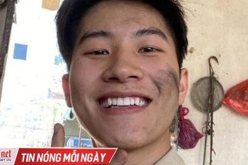 Thầy giáo trẻ về quê dạy học gây 'bão' trên TikTok