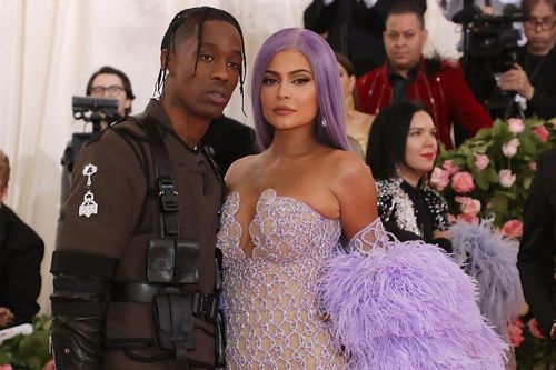 12 trang phục đôi khiến báo chí tốn giấy mực nhất trong lịch sử Met Gala