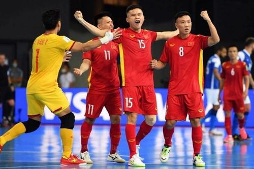 Cơ hội nào cho đội Futsal Việt Nam đi tiếp sau trận thua đậm 1-9?