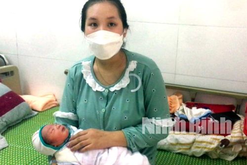 Một sản phụ mắc COVID-19 tại Phòng khám Đa khoa khu vực Cầu Yên sinh con thành công