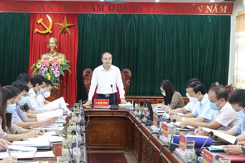 Kiểm tra việc lãnh đạo, chỉ đạo thực hiện Nghị quyết Trung ương 4 (khóa XII) gắn với thực hiện Chỉ thị số 05-CT/TW