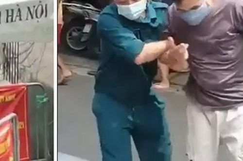 Người đàn ông gây náo loạn tại cổng chợ, đòi qua chốt