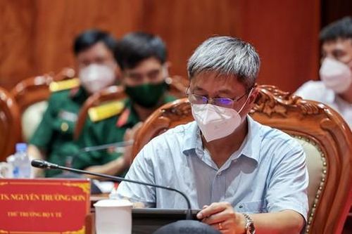Thứ trưởng Bộ Y tế: Tiền Giang cần tập trung 6 nhóm vấn đề để kiểm soát dịch COVID-19