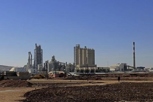 Bí mật phía sau nhà máy xi măng bị cáo buộc giao dịch với IS ở Syria