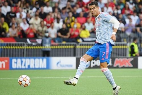 Ronaldo ghi bàn, MU thua ngược Young Boys vì hàng thủ thảm họa