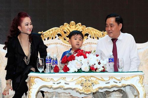 Quý tử nhà bà Phương Hằng đi 'nước cờ' bảo đảm quyền thừa kế