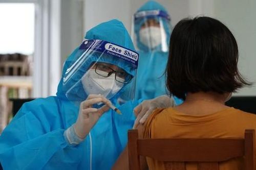 Phó Chủ tịch Cần Thơ chỉ đạo khẩn sau vụ bé gái 13 tuổi tiêm vắc xin Pfizer