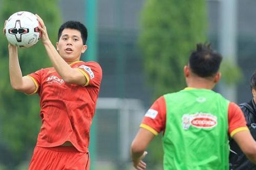 VFF lý giải nguyên nhân ông Park Hang-seo gọi Thành Chung, Đình Trọng khi đang chấn thương