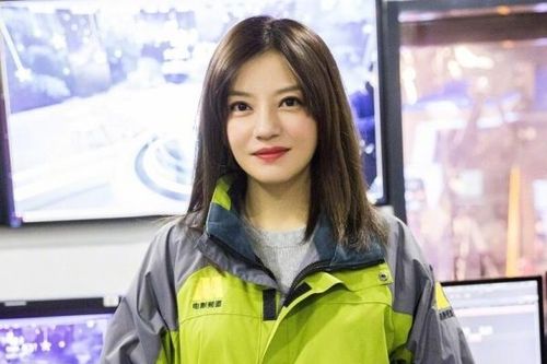 Triệu Vy không hoàn toàn cô độc sau 'phong sát'