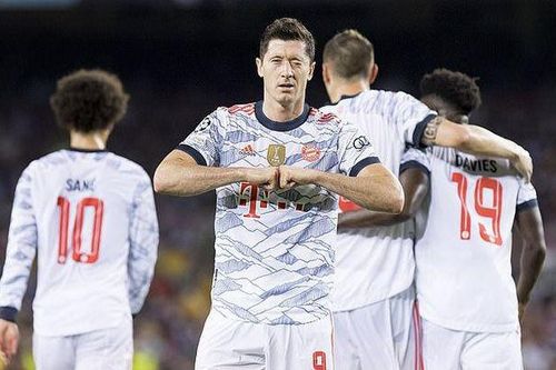 Barca bị nhấn chìm bởi cú đúp của Lewandowski
