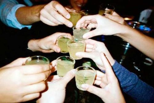 Đừng để 'con sâu làm sầu nồi canh'