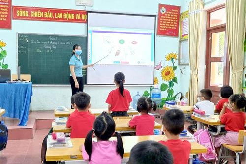 Thị xã Phú Thọ: Tiếp tục đổi mới, nâng cao chất lượng giáo dục