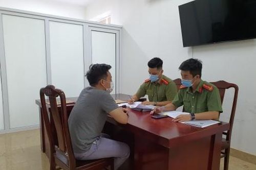 Chính trị - Xã hội Pháp luật - Cuộc sống Lợi dụng mạng xã hội rao bán khẩu trang lừa đảo