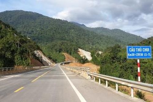 Kinh tế Xây dựng - Giao thông Tuyến đường bộ cao tốc Bắc - Nam qua Thừa Thiên Huế được quy hoạch rộng 6 làn xe