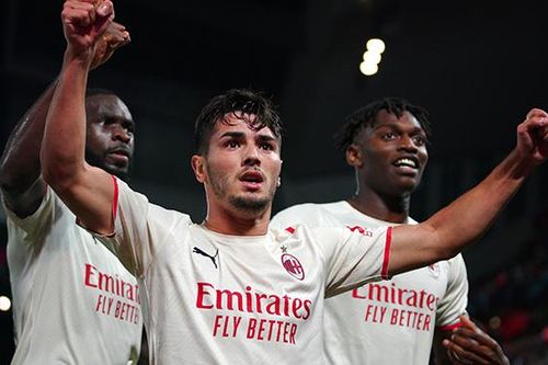 KẾT QUẢ bóng đá Liverpool 3-2 Milan, Cúp C1 hôm nay